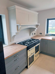 Light Grey Fitted Kitchen
